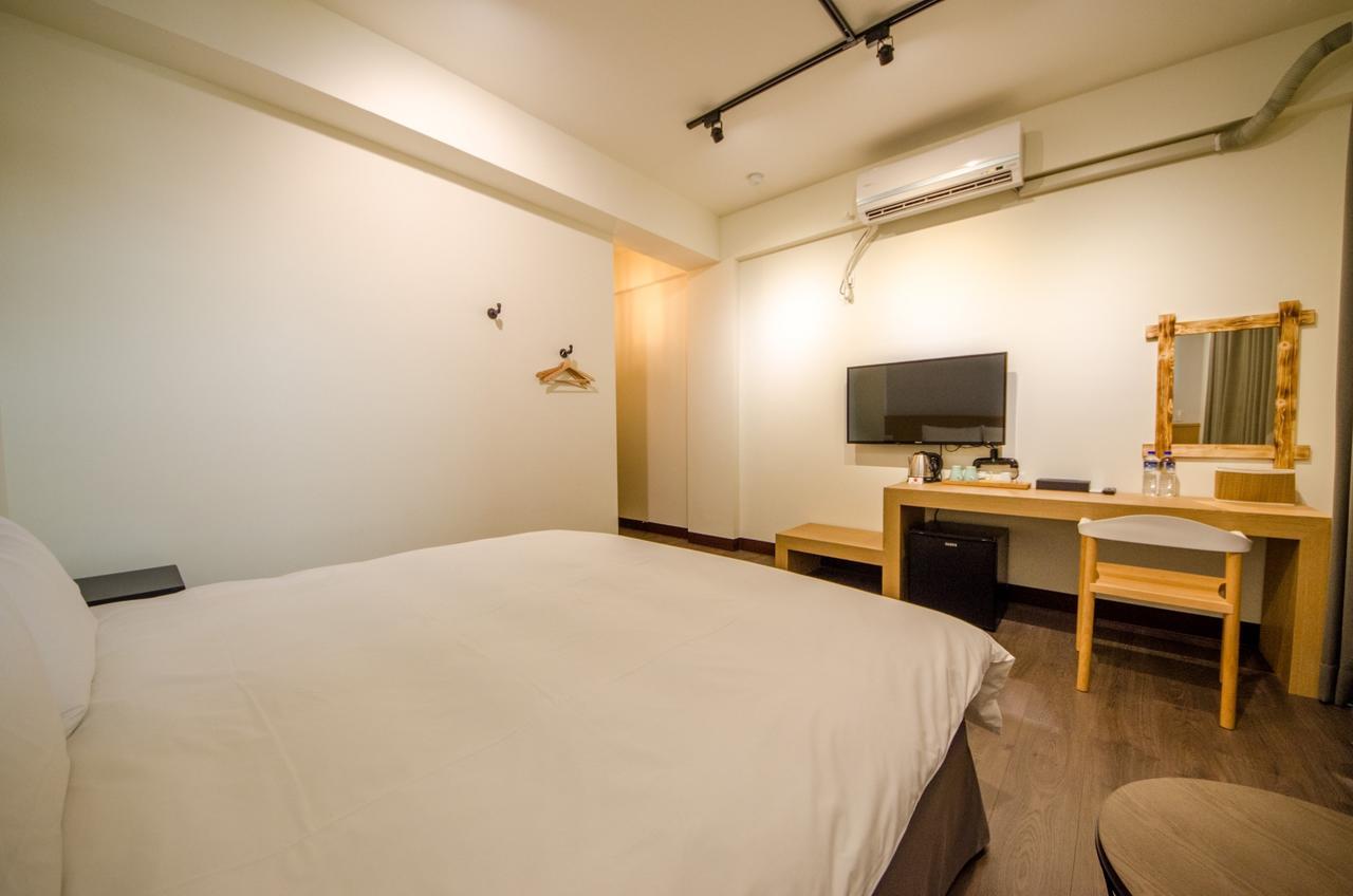 安平1923包棟 Ktv 民宿x户外烤肉區-依人數開放房型 Tainan Exterior photo
